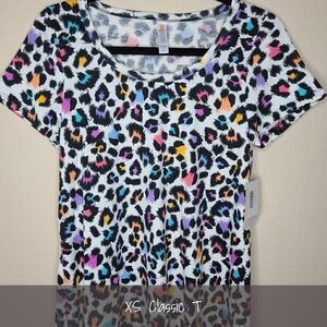 LuLaRoe Classic Tee XS Colorful Animal Print NEW